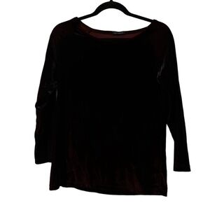 Stretch women’s red and black velvet long sleeve top
